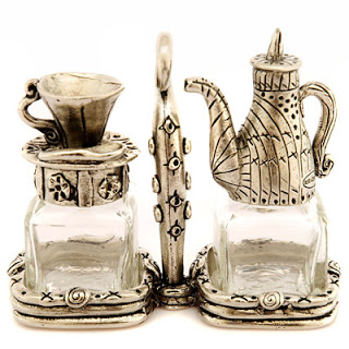 vintage afternoon-tea salt and pepper shaker kitchen set