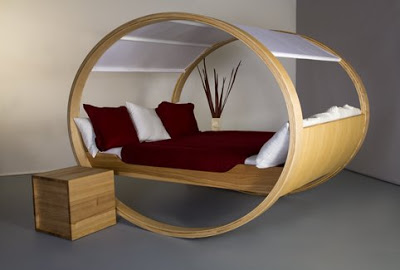 Private cloud bed designed by Manuel Klois