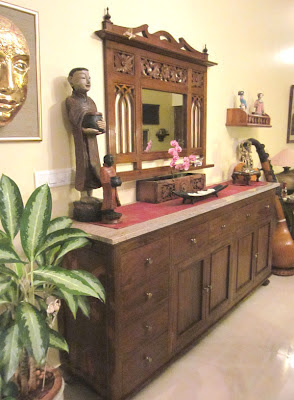 Maram on the keybunch home of Sheila and Krishna Bari, antique, real wood furniture indian designs