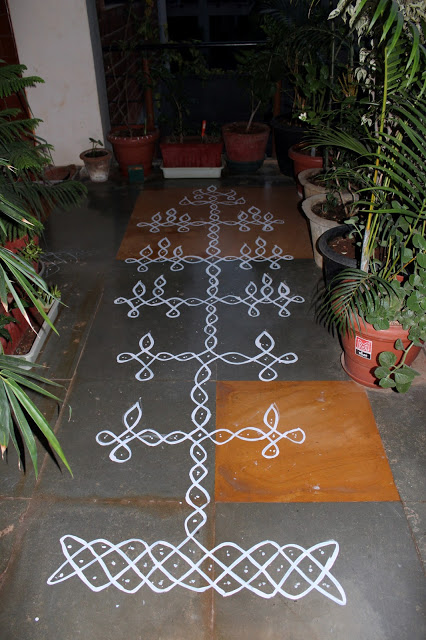 rangoli on the floor | Deepa and Sriram's Summer Decor