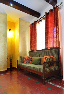 old style sofa, yellow, warmth, attangundi