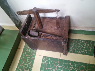An old rat-trap