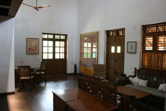 furniture old antiques, joola, bhavnagiri, bodhi tree, colonial furniture