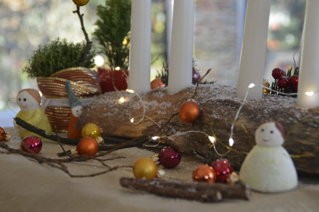 Christmas Wooden candle stand