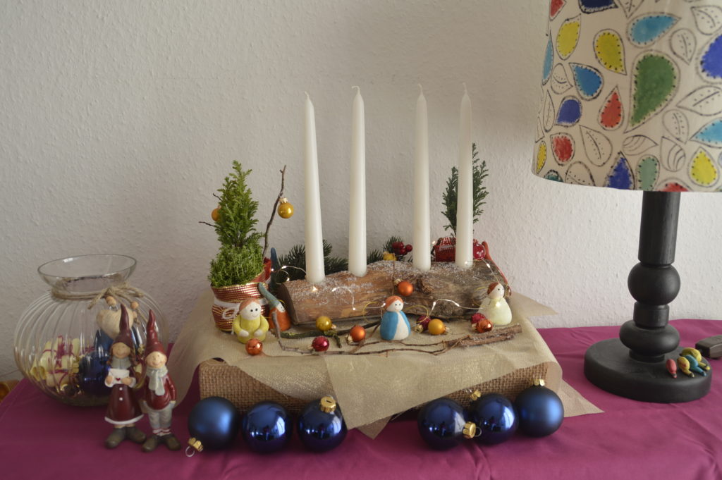 Christmas: DIY Wooden Candle Stand