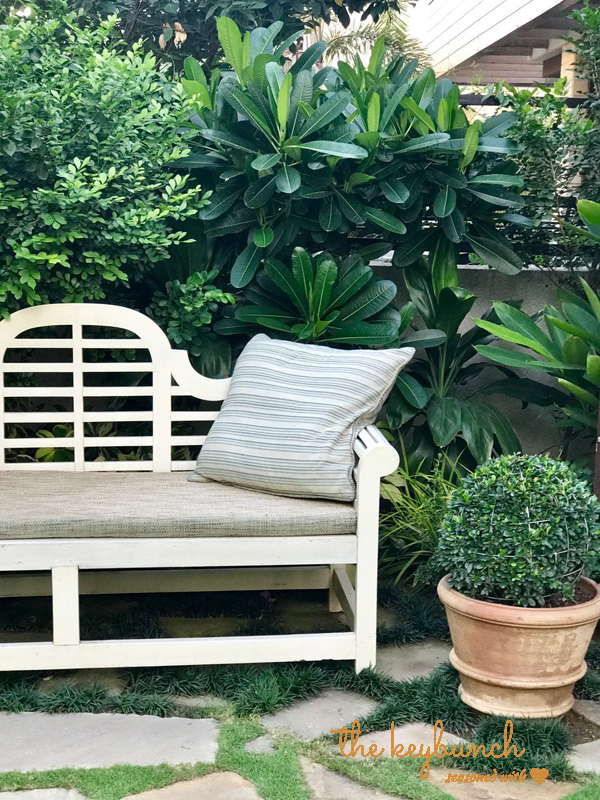 The little seats at green garden