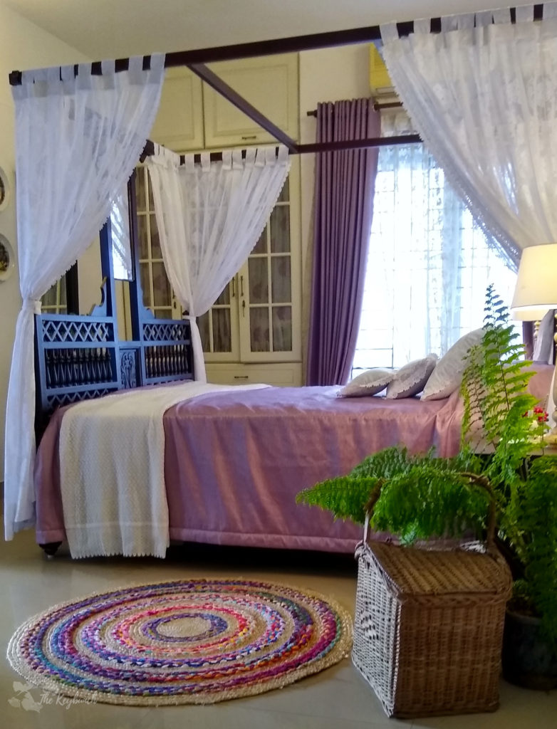Jayashree Rajan's garden apartment tour on The Keybunch: bedroom