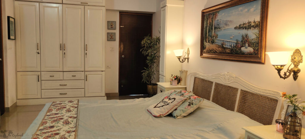 Jayashree Rajan's garden apartment tour on The Keybunch: master bedroom