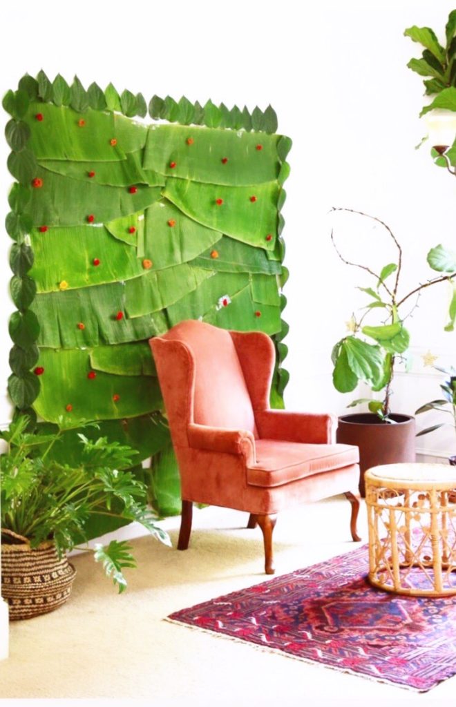 The banana leaf backdrop that Saranya's created for an ecofriendly event at home