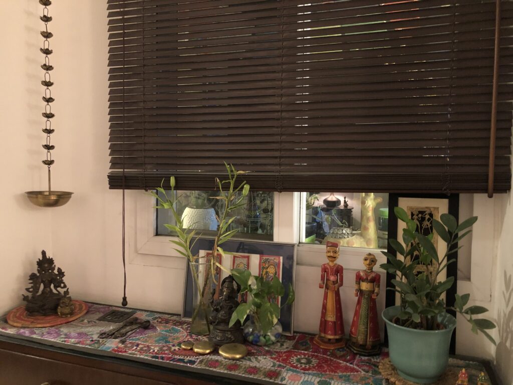 Good Earth signature diya, Anuradha Singh home tour, thekeybunch