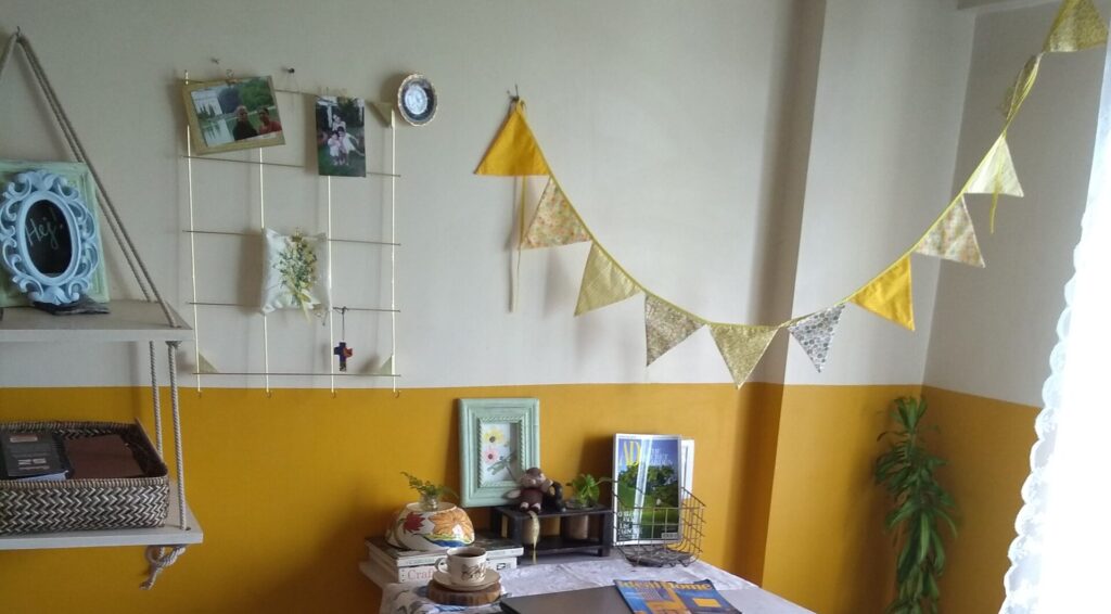 A makeshift rope table at the home office | office decor