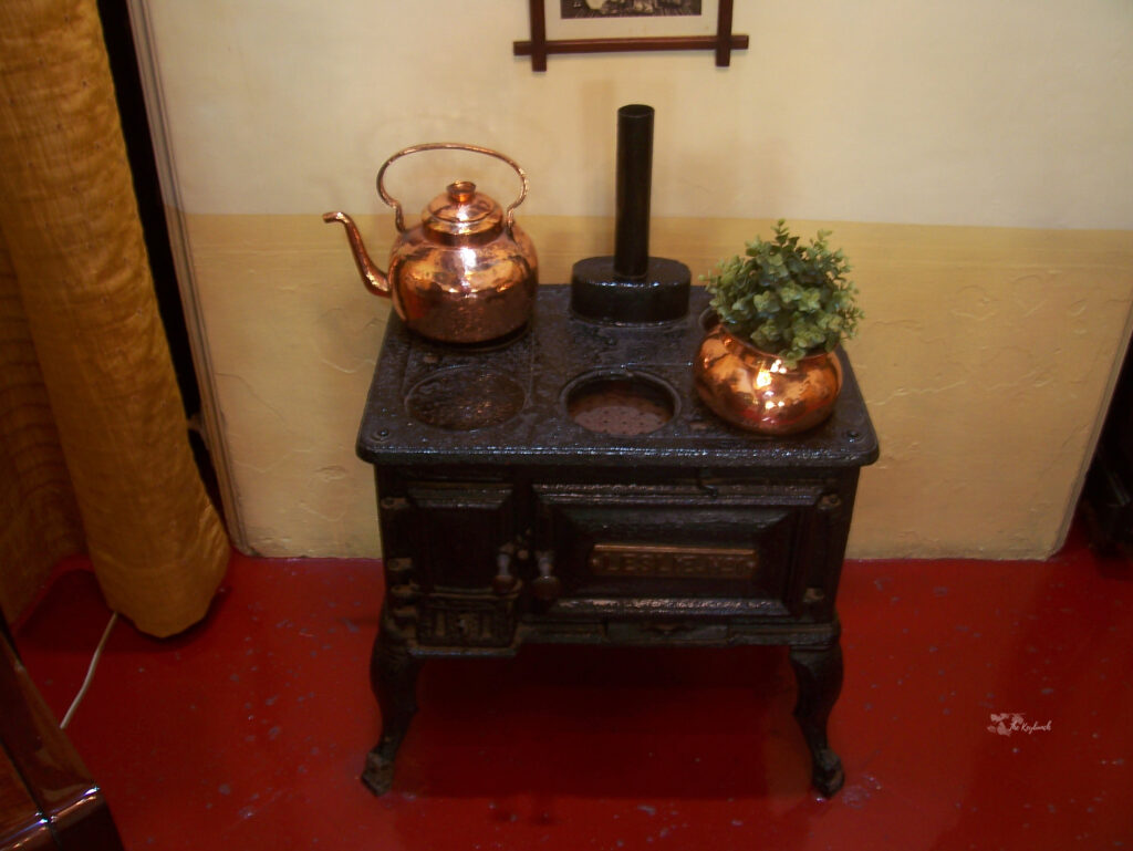 Old brass kitchen utensils are displayed polished to a gleam | Belmont House in Mangalore, India | TheKeybunch decor blog
