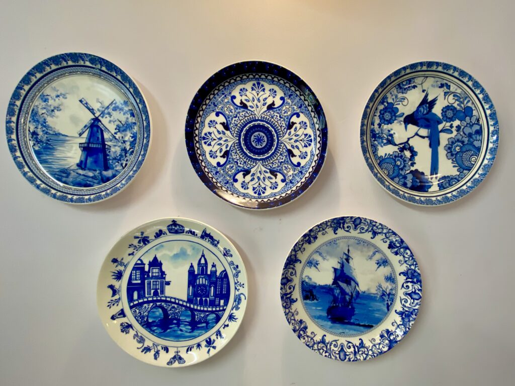 Villa Rashmi - A Heritage Gem in Mumbai | The beautiful collection of blue plates on wall | TheKeybunch decor blog