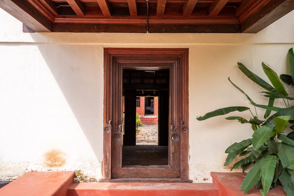 Kodialguthu House| Heritage home tour| The Keybunch. Doors are parallel to each other.