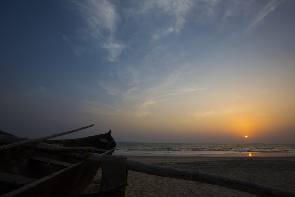 Betalbatim beach in Goa, India | The beautiful sunset at the beach | TheKeybunch decor blog
