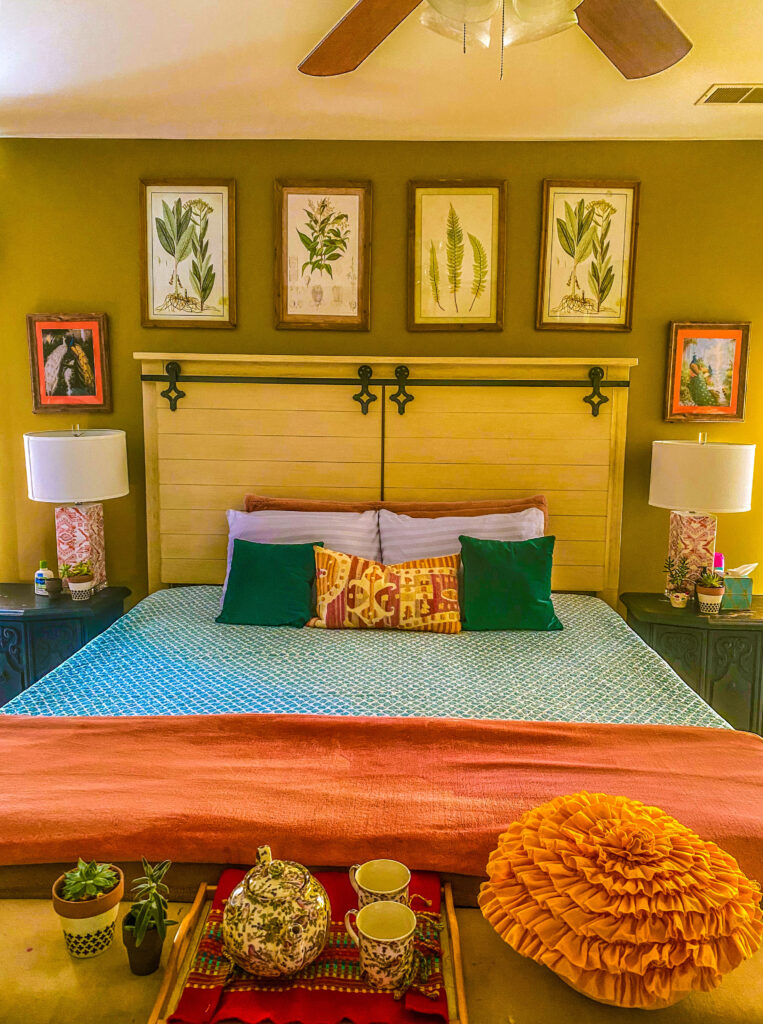 Chitra's Joy-Infused Boho Eclectic home | Bright and colorful bedroom