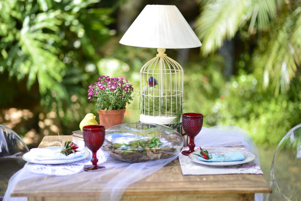 Decor Trends for 2022 | The trend points to beautifying our outdoor hangout spaces. Gardens, swings, stylish garden accessories in cast iron, and beautiful garden furniture