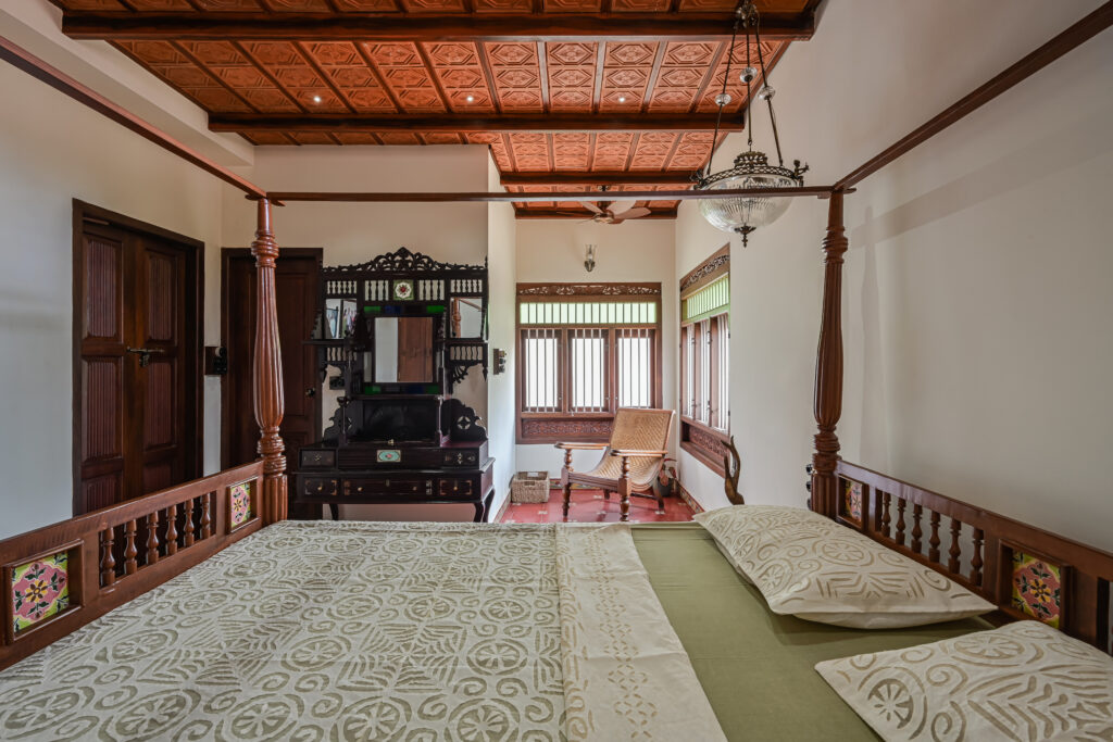 Raja’s Cottage - A traditional Mangalore home with a Chettinad Flavour | window detail antique furniture