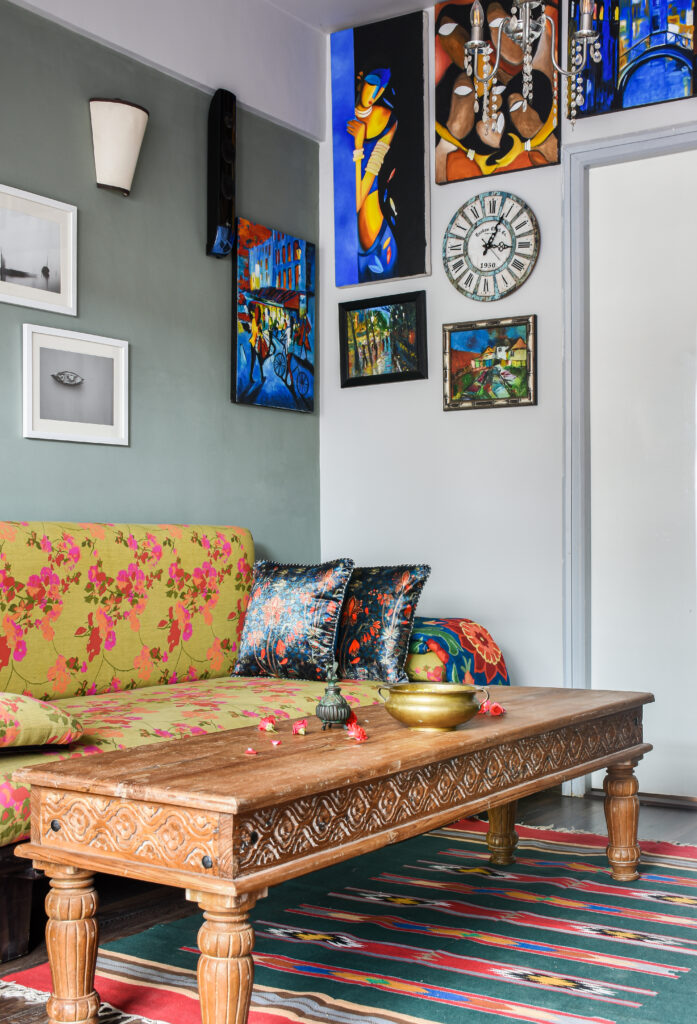 Swati Seraan's penthouse in Bengaluru | A perfect coffee table in front of super comfy sofa at the media room