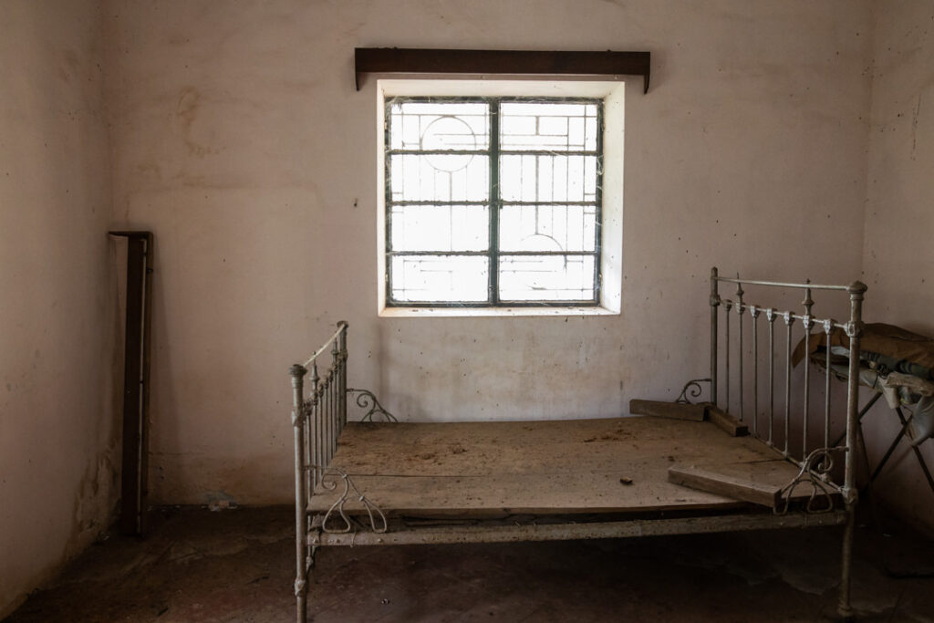 A beautiful old bed found in the old house | Heritage home in Parra